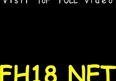 יפה בת 18+ חמודה נזמזמת חזק בסשן מחוספס