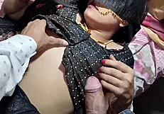 मैं यकीन नहीं कर सकता मैंने अपनी गर्लफ्रेंड को रैंच वेडिंग में डॉगीस्टाइल बांग किया। पहली बार इतना रॉ और रियल लगा!