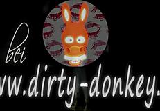 Deutsche Promi Daniela Katzenberger in sexy Wichs-Challenge