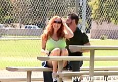 آسفة، بس هو يشبعني بطرق ما تقدرش عليها