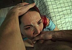 服従的な痴女が予期せぬハードコアのアナルファックを自宅ビデオで耐える