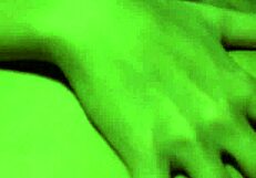 Ξανθιά Voyeur Κρυφοκοιτάζει τη Λεσβιακή Φίλη της να Αυτοϊκανοποιείται