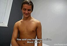 Už jsi viděl českého Roberta 4259, jak tvrdě saje a šuká?