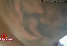 Labbra della fica gonfie e bagnate succhiate come regalo di Natale