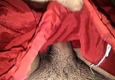 Ορνιά Ινδή αμφιφυλόφιλη shemale, εμ, σεξι αυνανισμός με κόκκινο μετάξι σατέν, τόσο καυτό, ξέρεις!