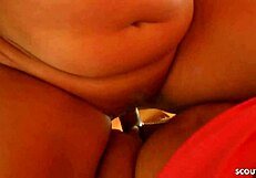 Deutsche Mommy liebt wilden Gruppensex mit zufälligen Typen, so heiß 🔥