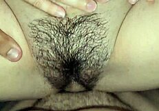 Ipar saya yang tak setia rayu saya dengan memek ketat selepas TV