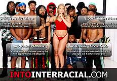 嘿，Katrina Colt，今天在荣耀洞尝那BBC味道如何啊，熟女嘴？