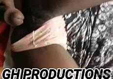 Yaa bébé me fait une pipe rapide et baise