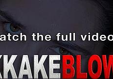 Ορνιά πορνίδα κάνει blowbang και πιπάει άγριο πλήθος