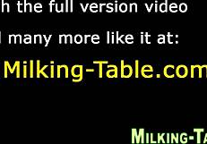 Sain spermat päälle pannessani kuumaa hierojaa seksikkäissä alusvaatteissa