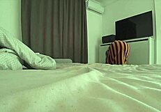 Moglie matura seduce amico giovane 18+ del marito per vera scopata anale traditrice