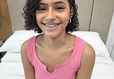 Blonde kecil 18+ dengan pepek dicukur hisap dan kongkek