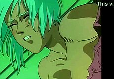 Vroči par se združi z biseksualno sosedo Adira Allure