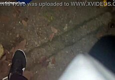 Aku lagi momen intim di umum dan hampir ketahuan polisi.