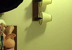 不倫妻ジェニーが秘密の中国人恋人とカメラで禁断の不倫