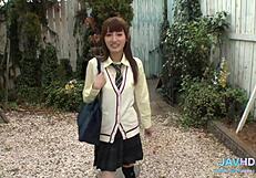 जापानी हॉट लड़कियां सेक्सी पैर दिखाती हैं! वाऊ!