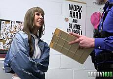 Teen sucked and fucked by Tommy king since she has small tits