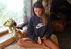 Experience the mouth watering skills of pussy licking from Roxy Fox in this fuck clip