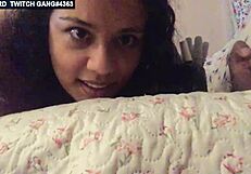Big tits amateur babe real shows her big tits and nipples on stream live