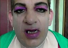 Video of a crossdressing sissy wanting a real cock