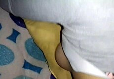 Colombian beauty Mariella Bella opens her legs for the first time