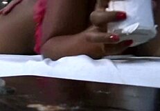 Swing Parties With Amateur Enthusiasts In Vibrant Settings