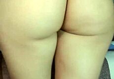 Teen Dancing to Reggaeton in Sexy Moves