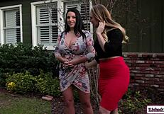 busty brunette casually eats ex-girlfriend's pussy in lesbian fun