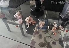 LOIRA VAGABUNDA MOSTRA A BUCETA while indulging in big ass masturbation fetish