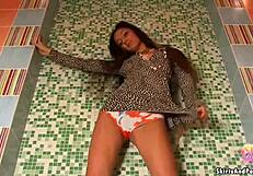 Come Out in Tall Grass to See My Panties