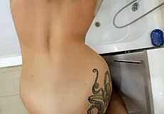 melissa stratton enjoys an innocent relaxation massage