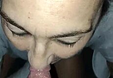Bareback Blowjob: Teen Slut Fucks My Dick