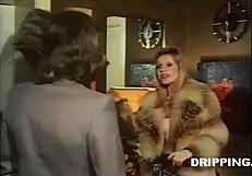 Leyenda del porno británico Mary Millington en película de follar retro sucio