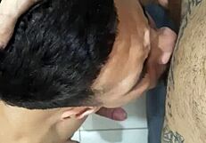 Macho sucks Augusto Phellipe's big cock