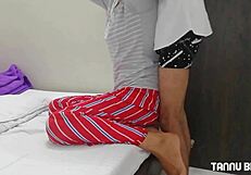Indian bhabhi loves doggy style fucking in morning
