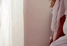 Pretty teen blows in threesome with ladies!