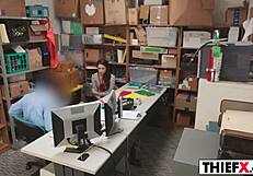 Naiomi Mae learns with a hard dick