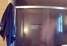 Blueeyes98887 Curi Perhatian di Klip Buatan Rumah