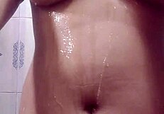 I love watchin' female masturbatin' videos