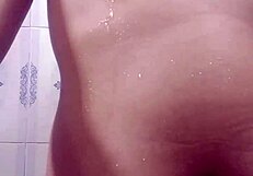 I love watchin' female masturbatin' videos