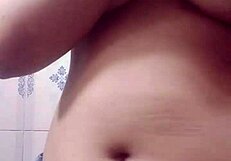 I love watchin' female masturbatin' videos