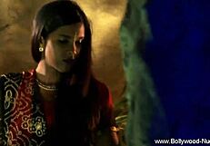 Let This Indian Brunette Babe Seduce You Solo Tonight