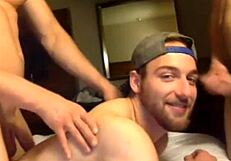 i think gay boys are cute and fun