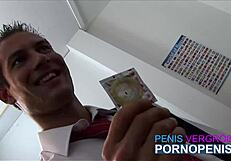 pippa dee and cindy behr squirt hard in wild 3some