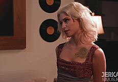 Jerkaoke kiera cole hooks up with her rockstar idol in doggystyle pickup