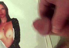 paola receives a passionate cum tribute through masturbation