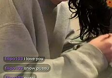 Sexy Girl Cums on Webcam