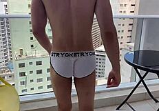 Brun�o Dotado Anal Assfucking Interracial Amateurs