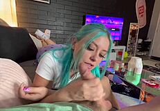 Curvy Babe Casting: Just the Tip with GF's Hot Teen Sister